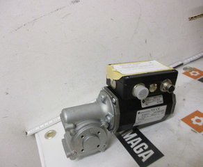 Мотор-редуктор
Getriebemotor 24:1 bürstenlos 24V DC
- Art.-Nr.: 88565.04998:
über Klemmen (inkl. Blindstopfen aus Messing), Dunkermotoren (Brand of Ametek)