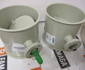 Клапан
Absperrklappe DN 150, 1,5 mm Wandstärke,
pulverbeschichtet, beidseitig
gebördelt, Welle beidseitig abgedichtet
mit O-Ring FKM und EPDM-leitfaehig,
einschließlich Erdungslaschen, mit
pneumatischem Drehantrieb Fabrikat Air
Torque, 5/2-Wege-Magnetventil (1-spulig)
, 24 Volt DC, mit Naeherungsschalter 10-
30 Volt, DC, Typenschild Ex II 3D c
T135 Grad C X Jacob Söhne