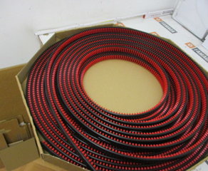 щетка 
Mink Standardbürstenleiste
Körper: PP schwarz UV-stab.
Faser : PA6 feuerrot 0,20
Gesamtlänge :
30000,00 mm
Arbeitslänge:
29992,00 mm
Körperbreite:
25,00 mm
Körperhöhe :
5,80 mm
Reihen:3
Faserhöhe:6,50 mm Mink Bürsten