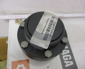 Муфта 
ESCOGEAR Zahnkupplung
Nabe 01 : ungebohrt
Nabe 02 : ungebohrt
Nabenlänge Nabe 1 : E = 43 mm
Nabenlänge Nabe 2 : E = 43 mm
zul. Nennmoment : 1.300 Nm
zul. Stoßmoment : 2.600 Nm
max. Winkelverlagerung : bis 2 x 0,75 Grad
Benötigte Fettfüllung : 0,05 dm³ Esco Antriebstechnik