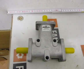 Угловой редуктор Mädler