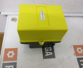 Концевой выключатель
Spindelendschalter
 Öffnung für Verschraubung mit 22,5mm Durchmesser
 Anzahl Mikroschalter: 4, 4 Mikros.
 Zolltarif-Nr.: 8536508090
Ursprungsland: IT
 Typ / Übersetzungsverhältnis: 2008 1/50
 Doppelwelle: nein GIOVENZANA