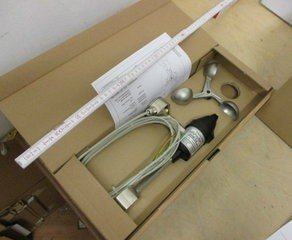 Ультразвуковой датчик скорости и направления ветра ( в разобранном виде), длина 292 мм, диапазон скорости ветра 0-40 м/сек., напряжение 18-33 В DC, сила тока 4-20 мA, размер присоединения 25 мм, в сборе с проводом длиной 3 м FSG (Fernsteuergeräte Kurt Oelsch)