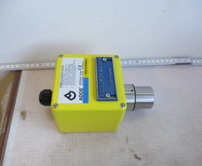 Газовый детектор
GTR 196 EX (GOW) H2 in O2 -Sensor element made of stainless steel enclosure- Gas transmitter with thermal conductor sensors, for measuring noxious gases and vapours, for installation in normal surroundings, for installation in explosion endangered areas, for connection to the measuring unit. Protection class: IP54 Supply voltage 15VDC - 30VDC, Output 4-20 mA; 3-wire techniques;  Measuring ranges: 0 - 2 Vol% H2 in O2,   ADOS