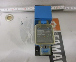 Индуктивный датчик
KJ20-Q40KB-DPU
9883-2000 Pulsotronic